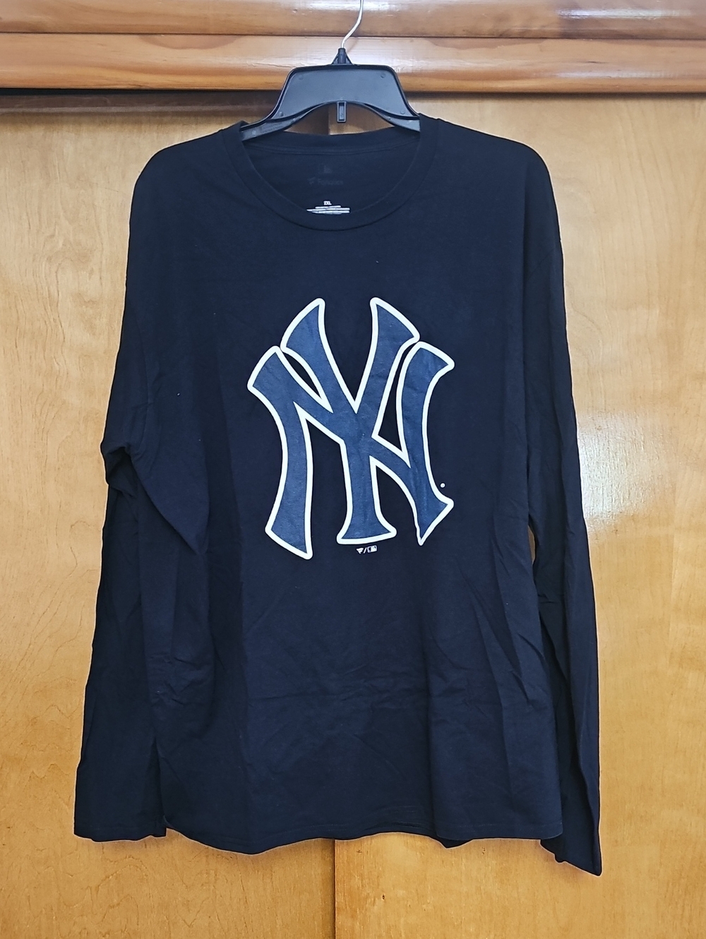 Fanatics Yankee Logo Long Tee